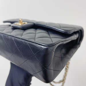 Classic Double Flap Lambskin Small in Black GHW