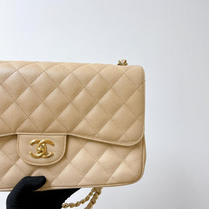Double Flap Jumbo Caviar Beige GHW