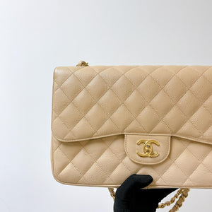 Double Flap Jumbo Caviar Beige GHW