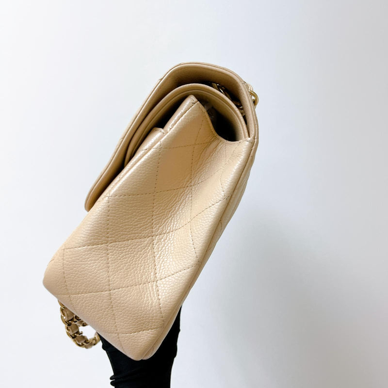 Double Flap Jumbo Caviar Beige GHW