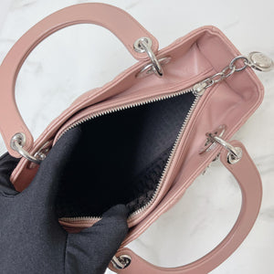 Lambskin Lady Dior Medium Powder Pink