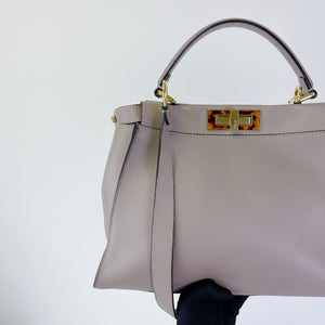 Peekaboo Leather Medium Grey Tortoiseshell