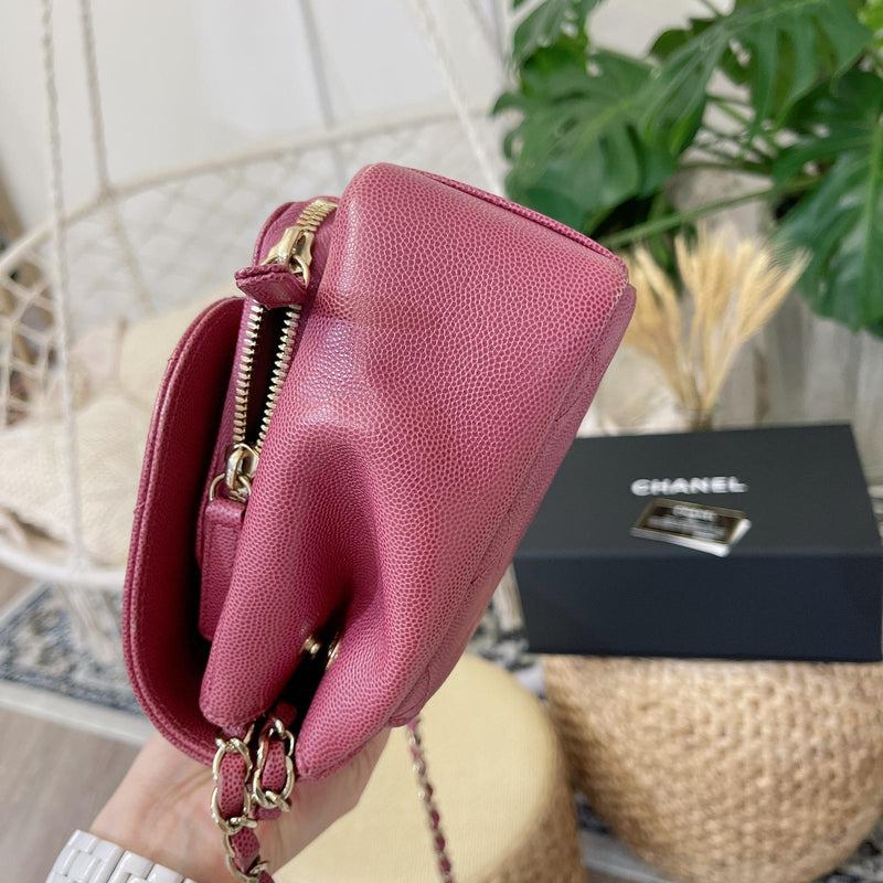 Chanel Business Affinity Flap Bag Light Pink Caviar Large at