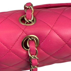 Classic Flap Medium Lambskin Pink GHW