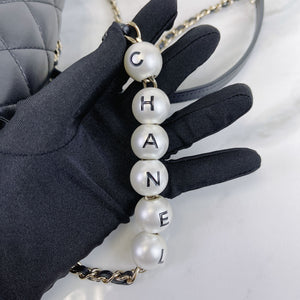 Pearl Logo Chain Small Lambskin Black GHW