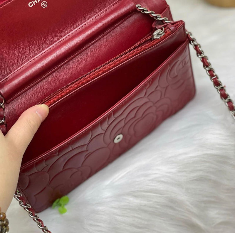 Camellia Wallet on Chain Lambskin Leather Red SHW