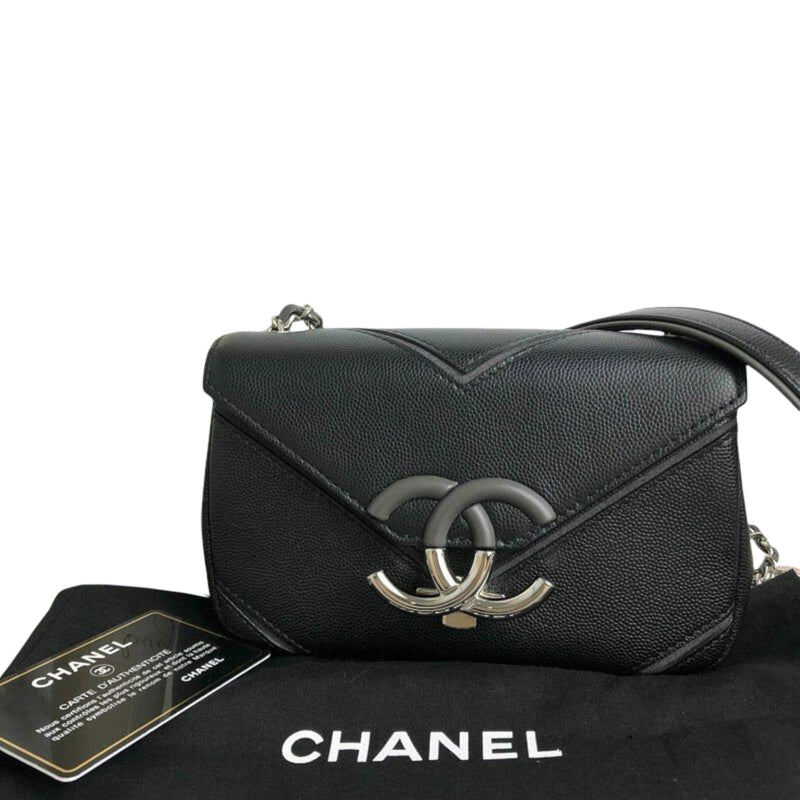Chanel Macro Chevron Flap Black
