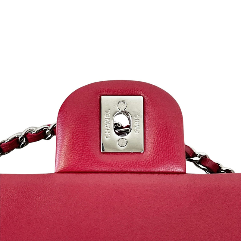 Timeless Clutch in Lambskin Leather Red SHW