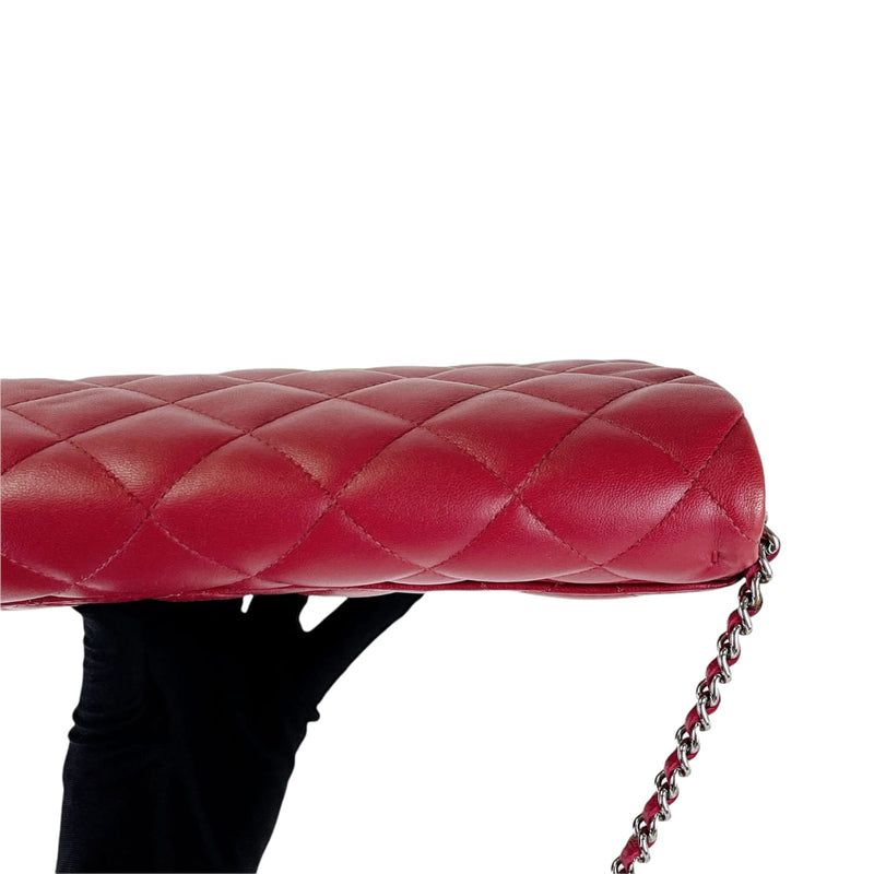 Timeless Clutch in Lambskin Leather Red SHW