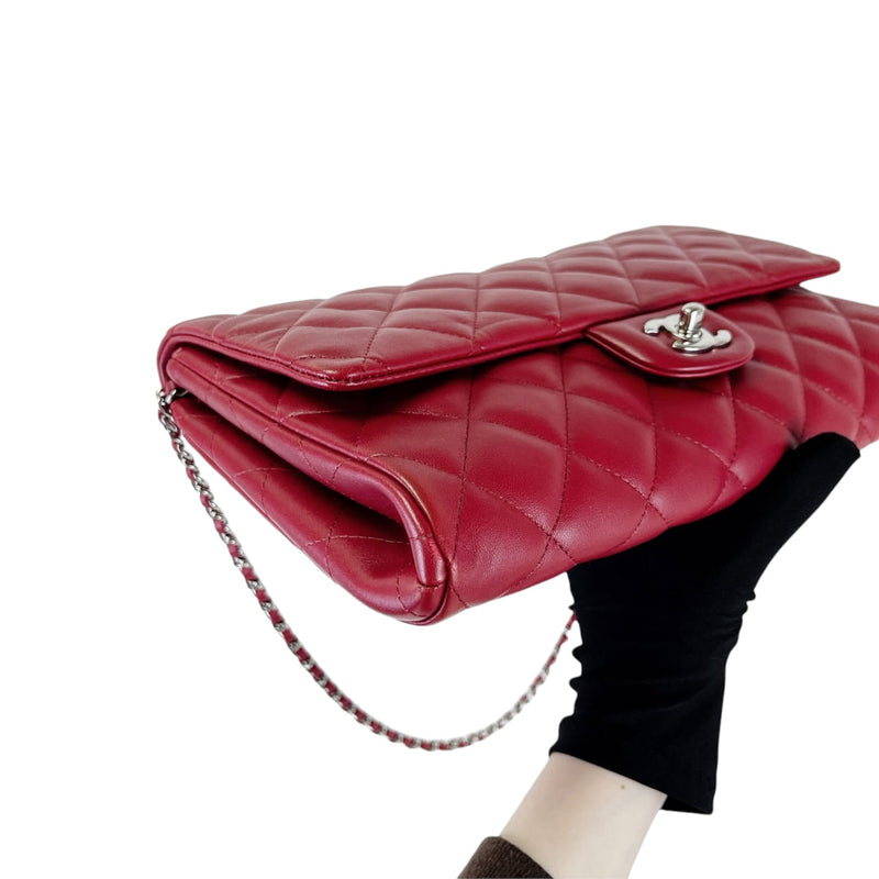 Timeless Clutch in Lambskin Leather Red SHW