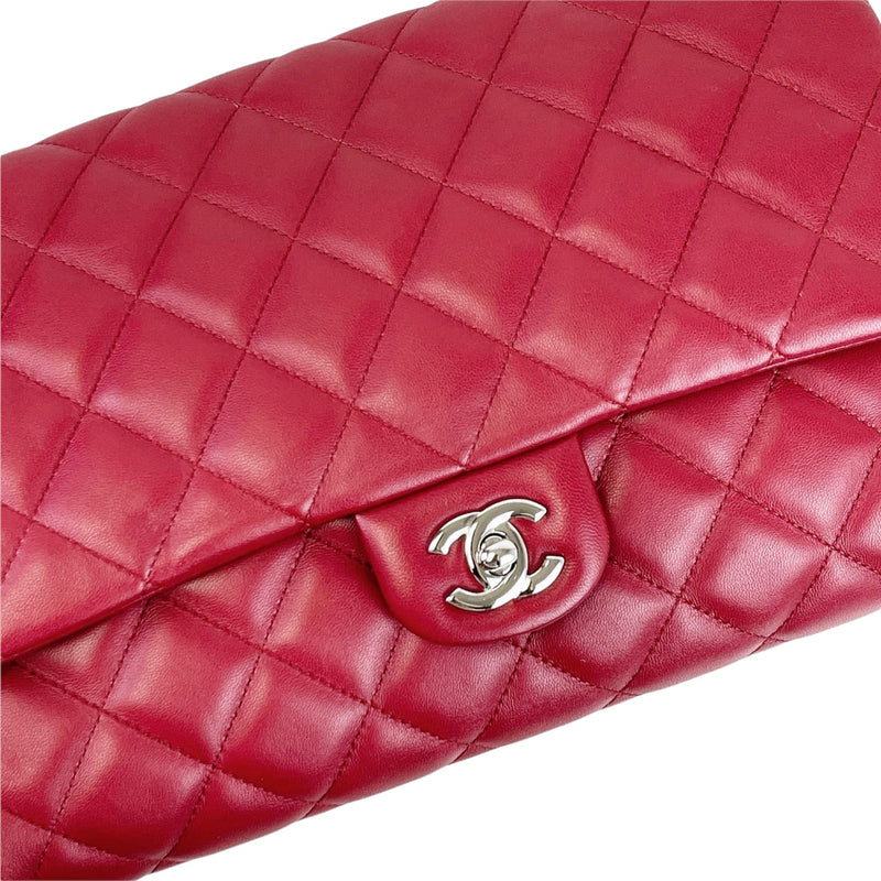Timeless Clutch in Lambskin Leather Red SHW
