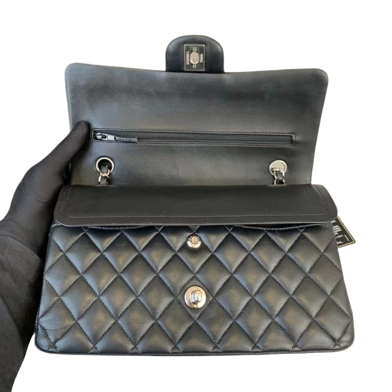 Medium Classic Double Flap Lambskin Black SHW