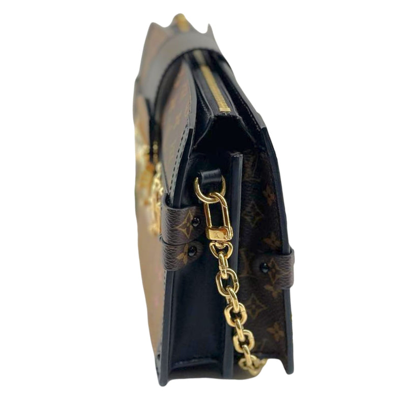 Trunk Clutch Reverse Monogram GHW