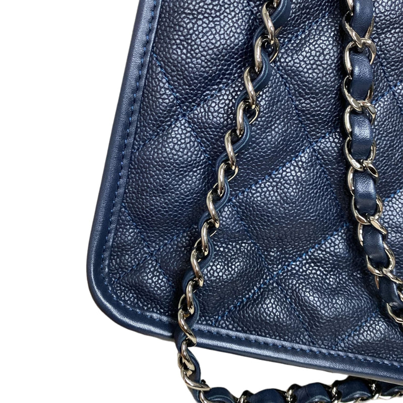 French Riviera Flap Caviar Navy Blue SHW