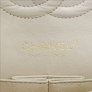 Classic Flap Medium Caviar Beige GHW