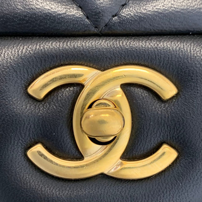 Classic Double Flap Jumbo Lambskin Black GHW