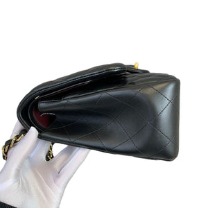 Classic Double Flap Jumbo Lambskin Black GHW