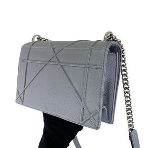 Medium Diorama Grained Calfskin SHW