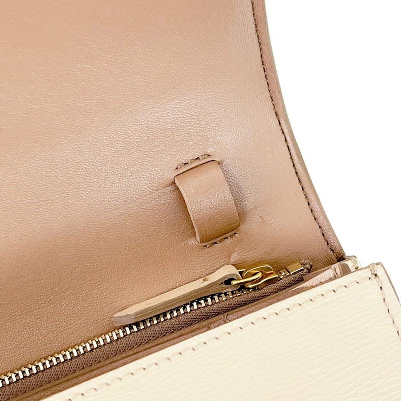 Medium Classic Box Calfskin Liégé Beige GHW