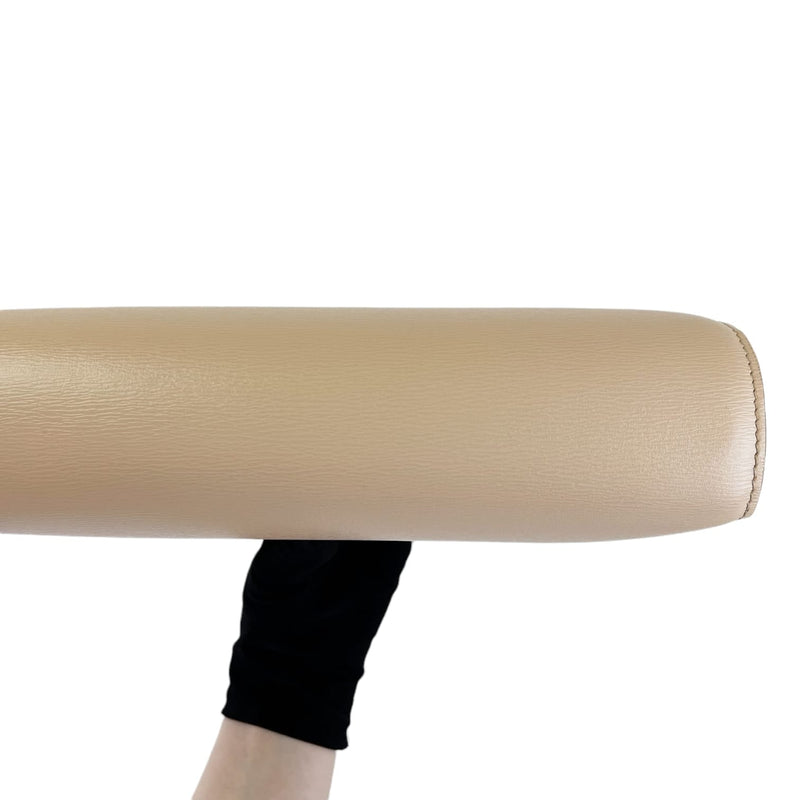 Medium Classic Box Calfskin Liégé Beige GHW