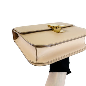 Medium Classic Box Calfskin Liégé Beige GHW