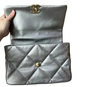 Large 19 Lambskin Silver MHW