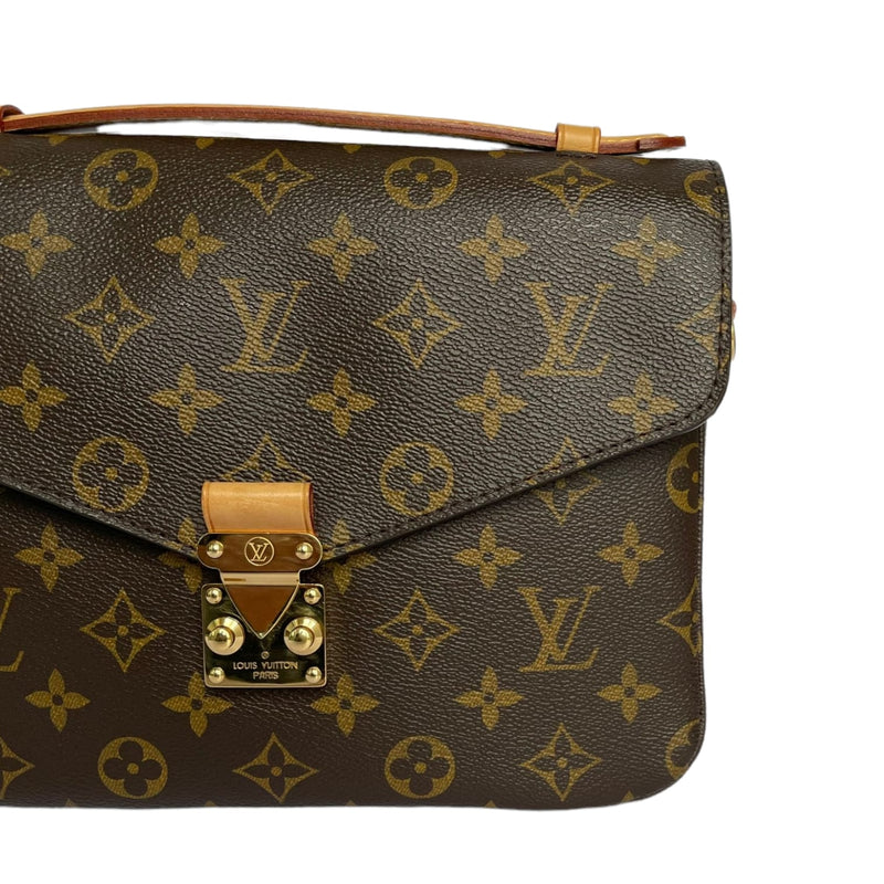 Monogram Classic Pochette Métis GHW