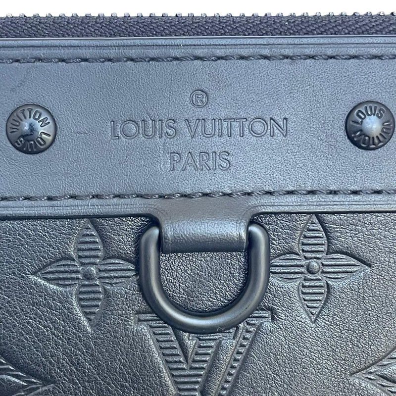 Louis Vuitton Daily Pouch (Black / Monogram)