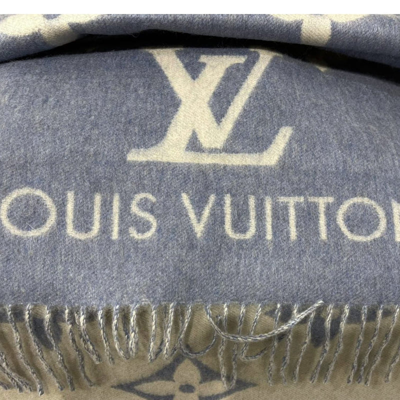 Louis Vuitton Cashmere Reykjavik Monogram Scarf (SHF-21870) – LuxeDH
