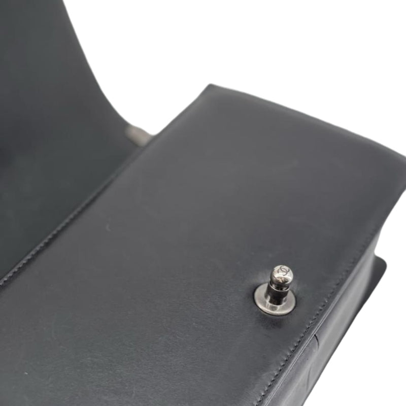 Old Medium Boy Calfskin Black RHW