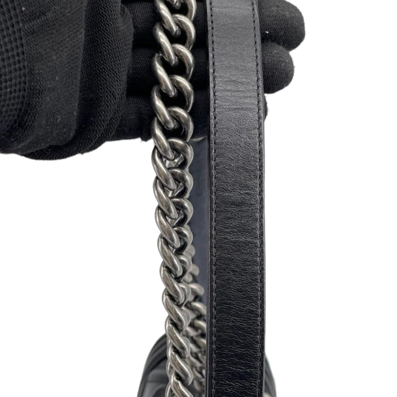 Old Medium Boy Calfskin Black RHW
