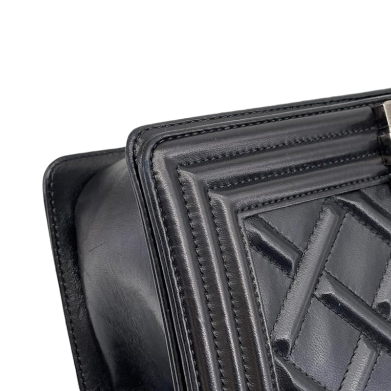 Old Medium Boy Calfskin Black RHW