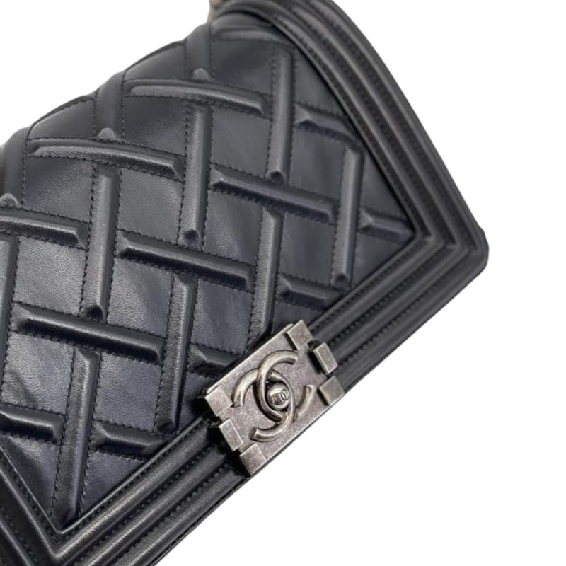 Old Medium Boy Calfskin Black RHW