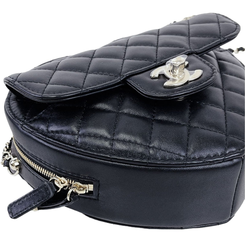 Large Heart Bag Lambskin Black GHW