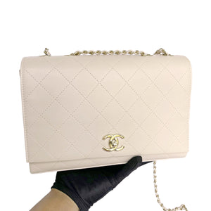 Seasonal SS19 Flap Bag Calfskin Beige GHW