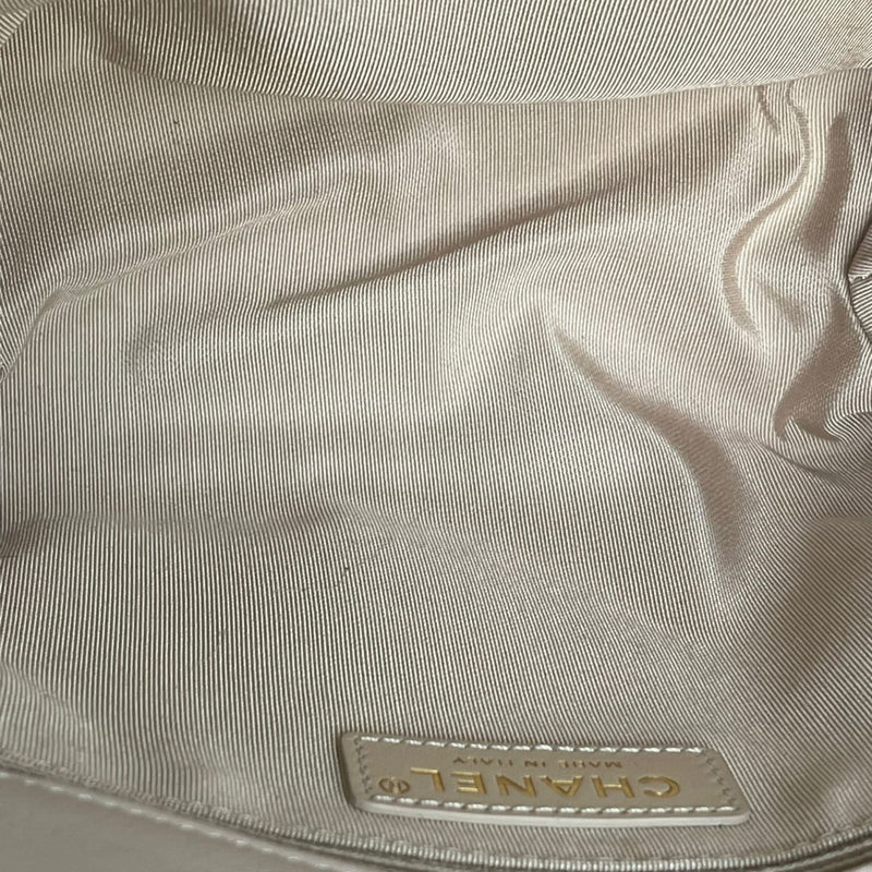 Seasonal SS19 Flap Bag Calfskin Beige GHW