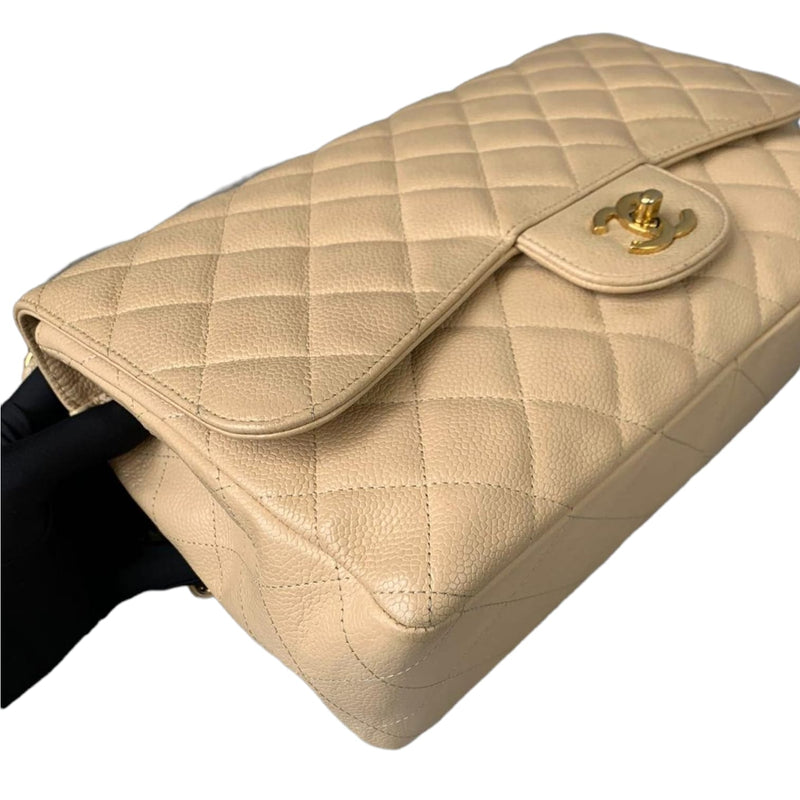 Jumbo Single Flap Caviar Beige GHW