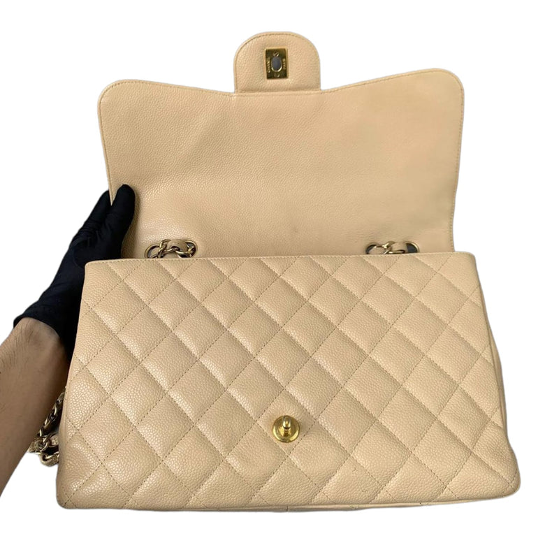 Jumbo Single Flap Caviar Beige GHW