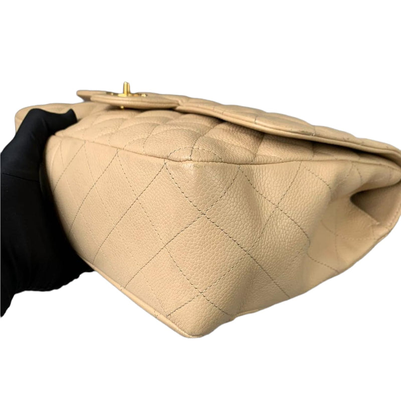 Jumbo Single Flap Caviar Beige GHW