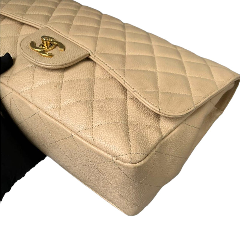 Jumbo Single Flap Caviar Beige GHW