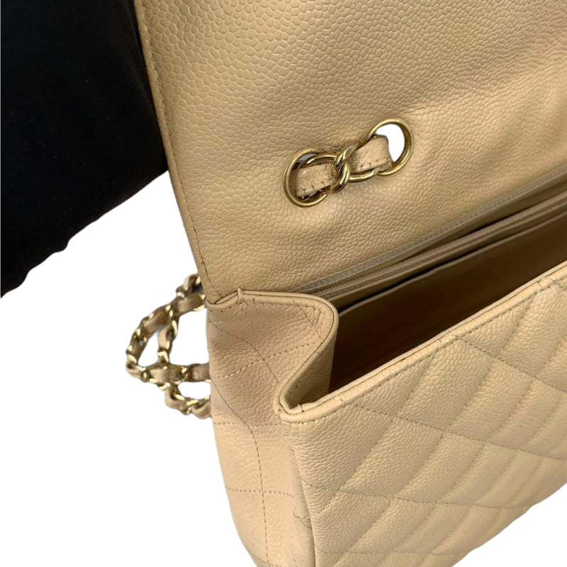 Jumbo Single Flap Caviar Beige GHW