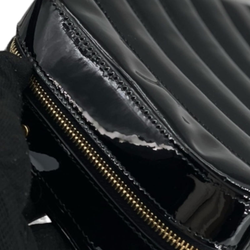 Vicky camera bag in quilted grain de poudre embossed leather hotsell