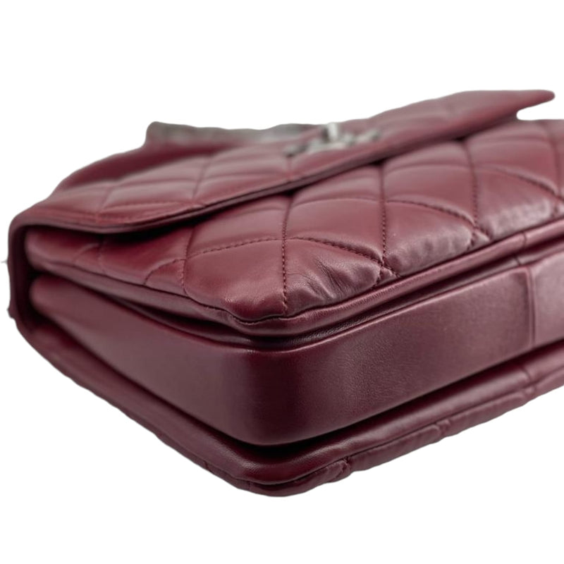 Mini flap bag, Lambskin, burgundy — Fashion