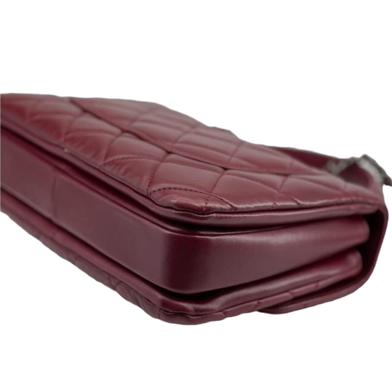 Small Trendy CC Flap Lambskin Burgundy RHW