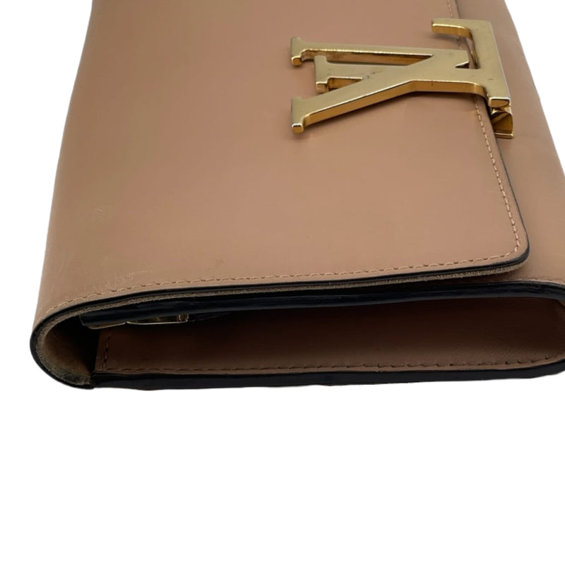 Buy Pre-owned & Brand new Luxury Louis Vuitton Metallic Gold Calfskin  Louise Clutch Online