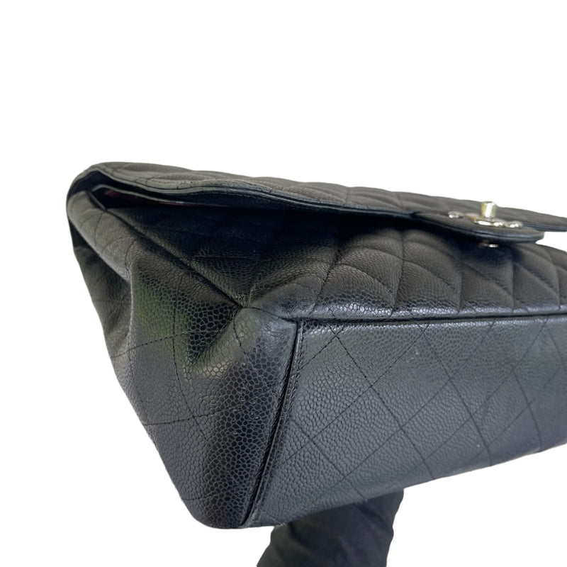 Classic Double Flap Maxi Caviar Black SHW