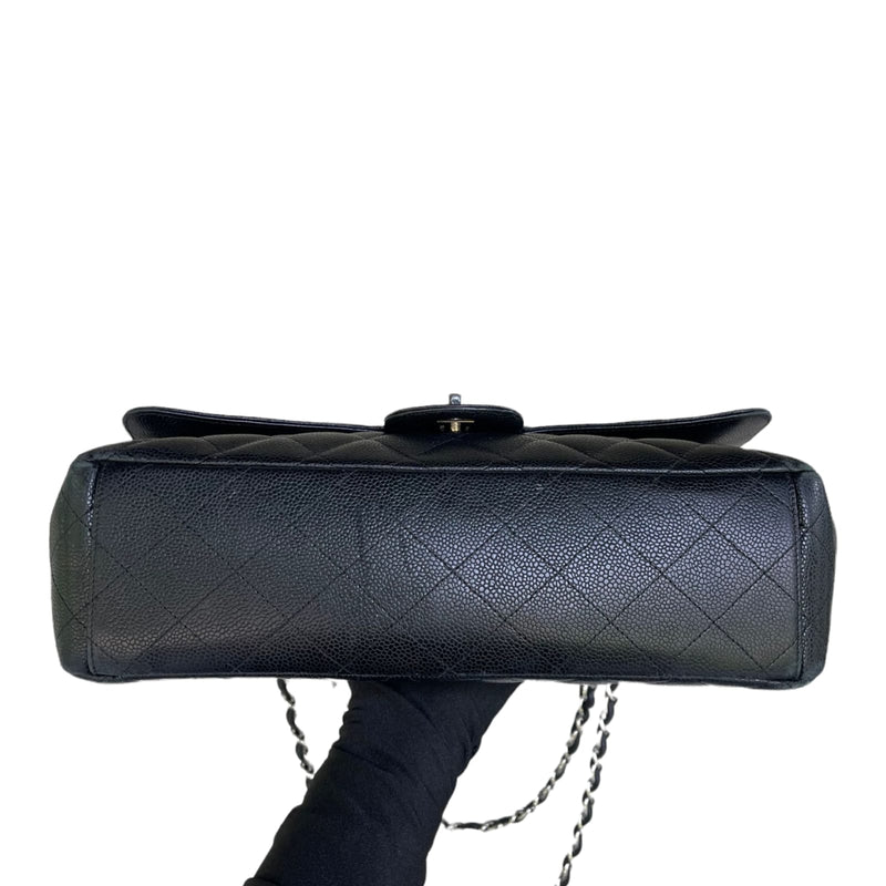 Classic Double Flap Maxi Caviar Black SHW