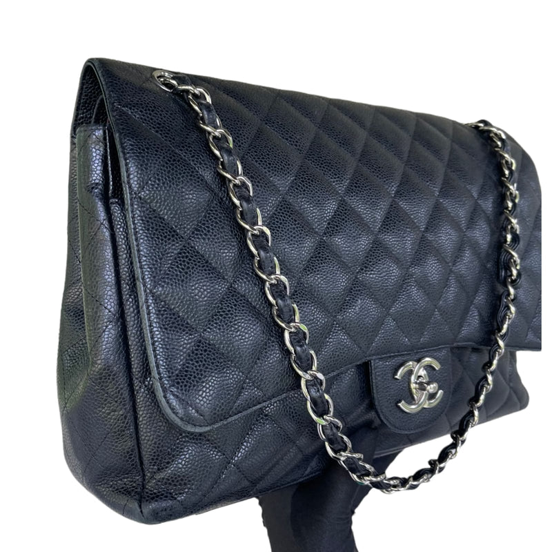Classic Double Flap Maxi Caviar Black SHW