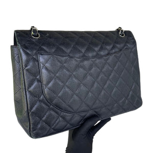 Classic Double Flap Maxi Caviar Black SHW