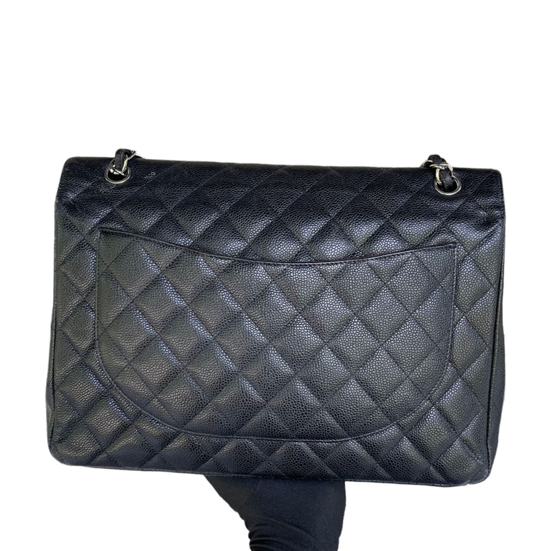 Classic Double Flap Maxi Caviar Black SHW